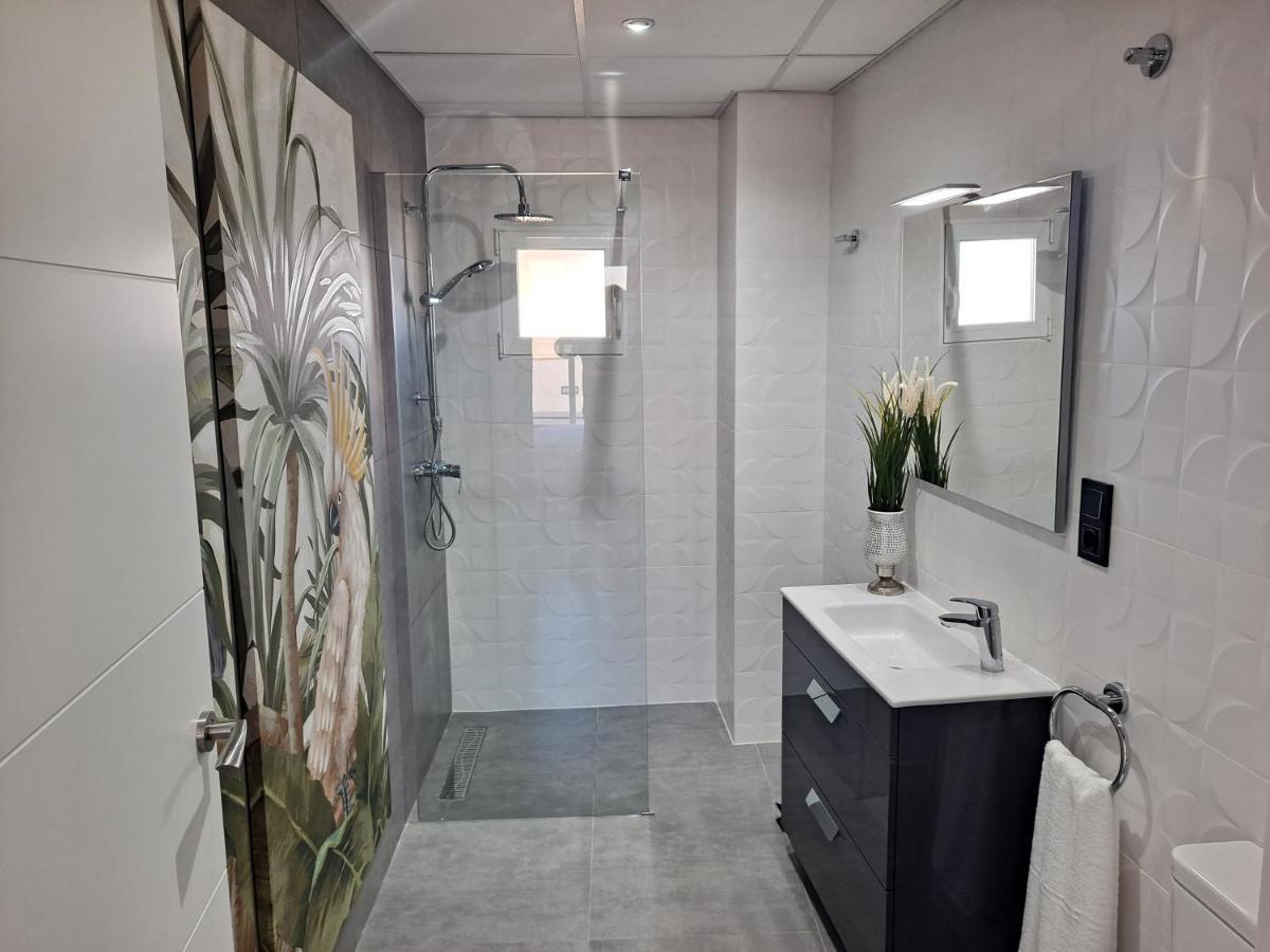 Levante Suites Benidorm Bagian luar foto