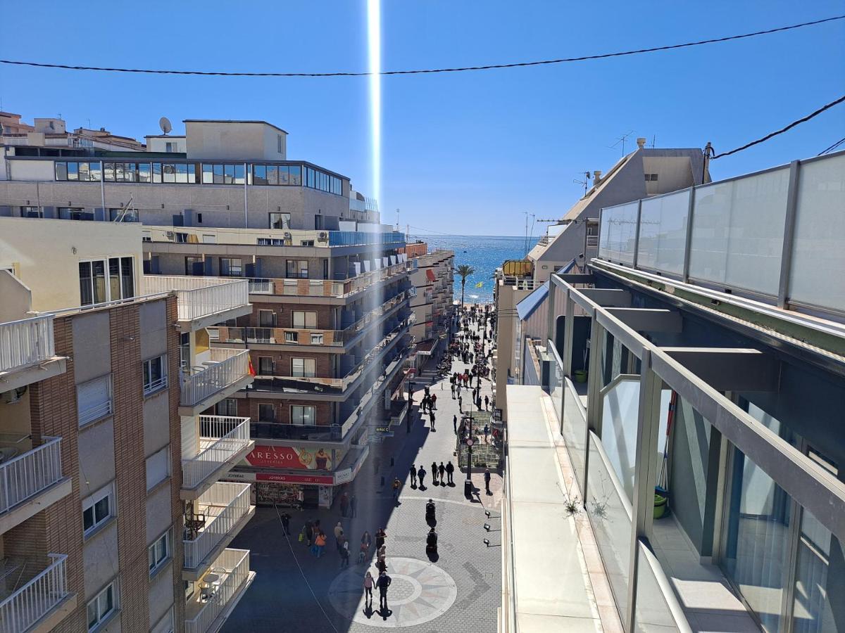 Levante Suites Benidorm Bagian luar foto